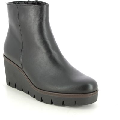 Gabor Utopia Yoss Black leather Womens Wedge Boots 94.780.27 in a Plain Leather in Size 7 Gabor Utopia Yoss Black leather Womens Wedge Boots 94.780.27 in a Plain Leather in Size 7