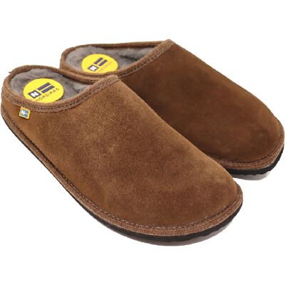 Nordikas Dux Mens Brown Suede Mens Mule Slippers 2217-23 in a Plain Suede Leather in Size 42 Nordikas Dux Mens Brown Suede Mens Mule Slippers 2217-23 in a Plain Suede Leather in Size 42
