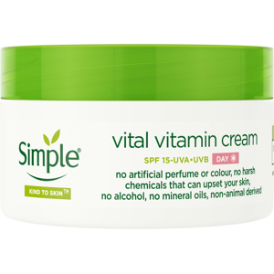 Simple Kind to Skin Vital Vitamin Day Cream SPF 15 50ml Simple Kind to Skin Vital Vitamin Day Cream SPF 15 50ml