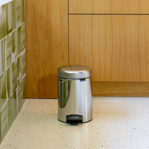 Brabantia NewIcon Pedal Bin, 3litre, Soft Closing, Plastic Inner Bucket, Brilliant Steel Brabantia NewIcon Pedal Bin, 3litre, Soft Closing, Plastic Inner Bucket, Brilliant Steel