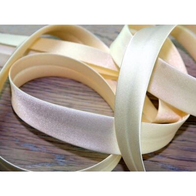 Prym Duchesse Satin Bias Binding Tape - 3.5m Natural Cream Prym Duchesse Satin Bias Binding Tape - 3.5m Natural Cream