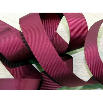 Prym 26mm Ribbed Polyester Tape Bordeaux - per metre Prym 26mm Ribbed Polyester Tape Bordeaux - per metre