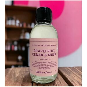 Potters Crouch Wellness Reed Diffuser Refill - Grapefruit, Cedar & Musk (200ml) Potters Crouch Wellness Reed Diffuser Refill - Grapefruit, Cedar & Musk (200ml)