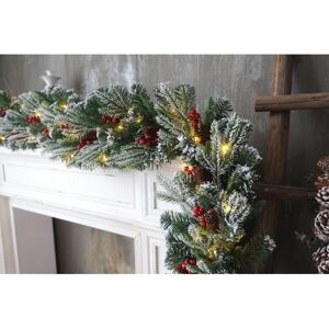 AKA 9ft Christmas garland fireplace natural looking rustimantel decor AKA 9ft Christmas garland fireplace natural looking rustimantel decor