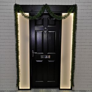 Samuel Alexander 6m (20ft) x 10cm Fine Cut Green Christmas Garland Tree Decoration Samuel Alexander 6m (20ft) x 10cm Fine Cut Green Christmas Garland Tree Decoration