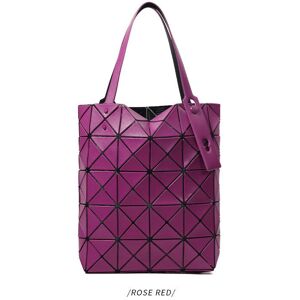 nobrand (January new color large rose red) Original Quality New Rhombus Bag Lifetime Min nobrand (January new color large rose red) Original Quality New Rhombus Bag Lifetime Min