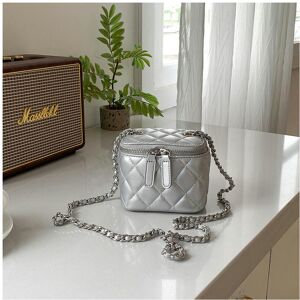 nobrand (silver) Xiaoxiangfeng Bag Female 2023 New Versatile Red Envelope Chain Chain Mi nobrand (silver) Xiaoxiangfeng Bag Female 2023 New Versatile Red Envelope Chain Chain Mi