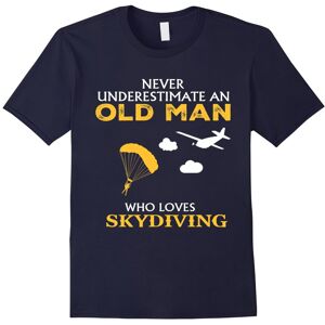 Gildan (XXXL) Never underestimate an old woman…loves skydiving Tshirt-Father's Day Gildan (XXXL) Never underestimate an old woman…loves skydiving Tshirt-Father's Day