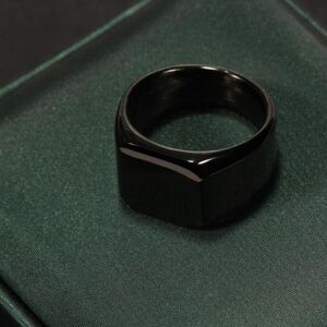 Maxpower (black, 9) Fashion Smooth Men's Stainless Steel Ring Width Signet Square Fi Maxpower (black, 9) Fashion Smooth Men's Stainless Steel Ring Width Signet Square Fi