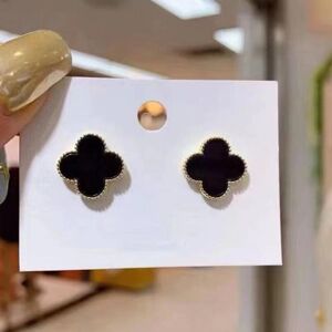 Maxpower (black) Senior Sense Of Four-leaf Clover Light Luxury Temperament Women's E Maxpower (black) Senior Sense Of Four-leaf Clover Light Luxury Temperament Women's E