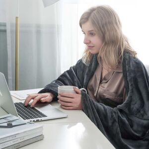 Yorkshire Bedding (Grey, Super King: 230 cm x 270 cm) Solid 310 GSM Fleece Blanket Warm Thick Soft Yorkshire Bedding (Grey, Super King: 230 cm x 270 cm) Solid 310 GSM Fleece Blanket Warm Thick Soft