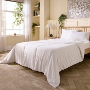 British Climate Control Bedding Set - Super King Duvet & Pillows British Climate Control Bedding Set - Super King Duvet & Pillows