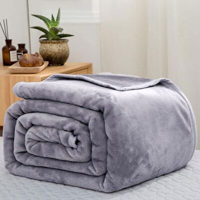 Shaggy Rugs UK (Double) Silver Light Weighted Luxury Mink Blanket UK Size Shaggy Rugs UK (Double) Silver Light Weighted Luxury Mink Blanket UK Size