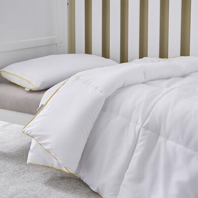 Silentnight Safe Nights Luxury Cot Bed Duvet and Pillow Bed Set - Anti Allergy Silentnight Safe Nights Luxury Cot Bed Duvet and Pillow Bed Set - Anti Allergy