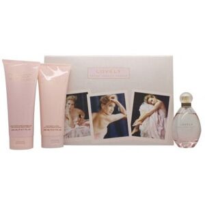 Sarah Jessica Parker Lovely Gift Set - Eau De Parfum, Lotion, Bath Pearls Sarah Jessica Parker Lovely Gift Set - Eau De Parfum, Lotion, Bath Pearls