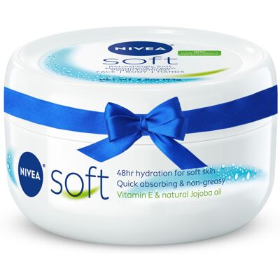 Nivea Soft Refreshingly Moisturizing Face Body and Hand Cream 3 Pack of 6.8 Oz Nivea Soft Refreshingly Moisturizing Face Body and Hand Cream 3 Pack of 6.8 Oz