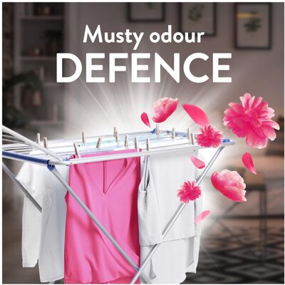 Lenor Outdoorable Fabric Conditioner 105 Washes, 1.47L, Floral Fresh - Ultra Con Lenor Outdoorable Fabric Conditioner 105 Washes, 1.47L, Floral Fresh - Ultra Con