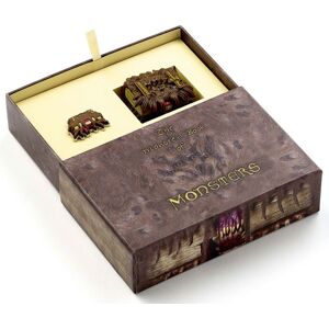 Harry Potter Monster Book Keyring & Badge Gift Box Harry Potter Monster Book Keyring & Badge Gift Box