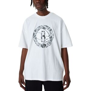 (L, White) New Era Brooklyn Nets NBA Infill Logo Oversized T-Shirt Tee Top - Whi (L, White) New Era Brooklyn Nets NBA Infill Logo Oversized T-Shirt Tee Top - Whi