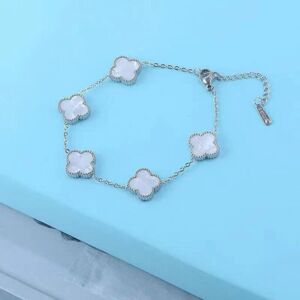 Maxpower (white, Steel color) Four Leaf Clover Bracelet With Double-sided Titanium Steel Maxpower (white, Steel color) Four Leaf Clover Bracelet With Double-sided Titanium Steel