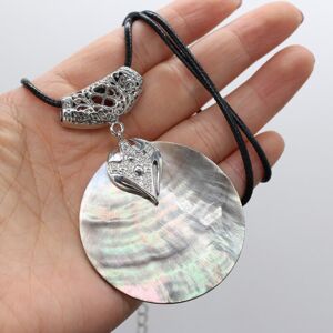 Maxpower (as the picture, 50x50mm) Round Shell Necklace Natural Shells Mother Of Pearl Pe Maxpower (as the picture, 50x50mm) Round Shell Necklace Natural Shells Mother Of Pearl Pe