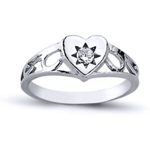 (J) Jewelco London Rhodium Plated Sterling Silver Round Cubic Zirconia Love Hear (J) Jewelco London Rhodium Plated Sterling Silver Round Cubic Zirconia Love Hear