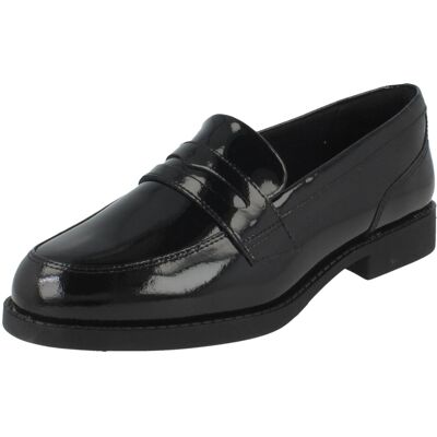 (Black, UK 7 Child) Girls Clarks Penny Loafer School Shoes Tapa Edge - F Fit (Black, UK 7 Child) Girls Clarks Penny Loafer School Shoes Tapa Edge - F Fit