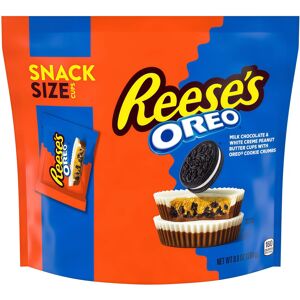 Reese’s Reese's Oreo Milk Chocolate & White Creme Peanut Butter Cups Snack Size (249g) Reese’s Reese's Oreo Milk Chocolate & White Creme Peanut Butter Cups Snack Size (249g)