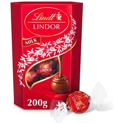 (Pack Of 4) Lindt Lindor Milk Chocolate Truffles Carton 200G (Pack Of 4) Lindt Lindor Milk Chocolate Truffles Carton 200G