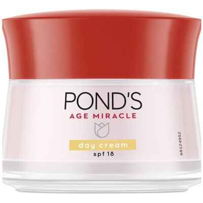 Unbranded Pond's Age Miracle Day Cream With SPF 18 Vitamin B3 and 10 Percent Retinol C You Unbranded Pond's Age Miracle Day Cream With SPF 18 Vitamin B3 and 10 Percent Retinol C You