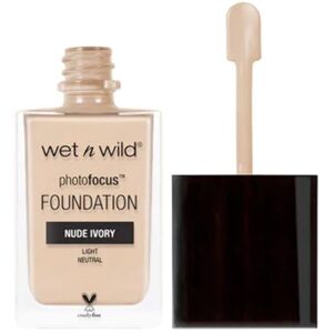wet n wild Photo Focus Matte Liquid Foundation Nude Ivory Vegan & Cruelty-Free wet n wild Photo Focus Matte Liquid Foundation Nude Ivory Vegan & Cruelty-Free