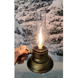 Premier Gold Antique LED Oil Lamp Light Battery Operated Decoration 21cm Premier Gold Antique LED Oil Lamp Light Battery Operated Decoration 21cm