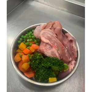 Middleton raw dog food Dog Food Frozen Chicken & veg complete meal 40x500g bags 20kg box Middleton raw dog food Dog Food Frozen Chicken & veg complete meal 40x500g bags 20kg box