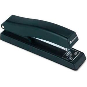 Universal B1424930 Economy Full Strip Stapler - Black - 12 Sheet Universal B1424930 Economy Full Strip Stapler - Black - 12 Sheet