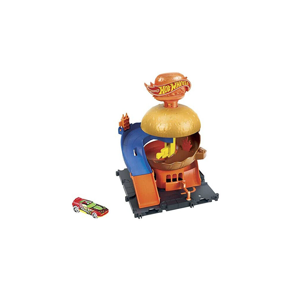Hot Wheels City Burger Drive-Thru Playset with 1 Vehicle, Connects to Other Play