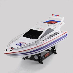 GreenZech () 2.4G RC Boat Double Motors High Speed Racing Ship Model Toys GreenZech () 2.4G RC Boat Double Motors High Speed Racing Ship Model Toys