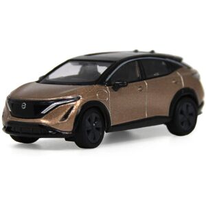 Maxpower (Ariya Gold) 1:64 Scale Nissan Patrol 1998 Y61 Car Model 1:64 Metal Diecast Mini Maxpower (Ariya Gold) 1:64 Scale Nissan Patrol 1998 Y61 Car Model 1:64 Metal Diecast Mini