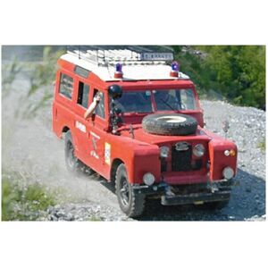 Maxpower Italeri Land Rover Fire Truck - 1:24 Scale Maxpower Italeri Land Rover Fire Truck - 1:24 Scale