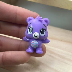 Unbranded (Share Bear-C-Small) Care Bears 1 4 Inch Surprise Collectible Figure Unbranded (Share Bear-C-Small) Care Bears 1 4 Inch Surprise Collectible Figure