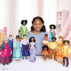 Disney Encanto Ultimate Madrigal Family Dolls Gift Set Includes 12 Dolls [Amazon Disney Encanto Ultimate Madrigal Family Dolls Gift Set Includes 12 Dolls [Amazon