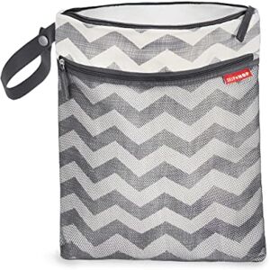 Skip Hop Grab and Go Wet/Dry Bag (Chevron) Skip Hop Grab and Go Wet/Dry Bag (Chevron)