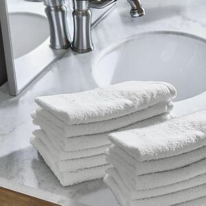 Giovanni Dolcinotti MADE IN ITALY Giovanni Dolcinotti Set of 12 Face Towels in 100% Cotton – 30 x 30 cm – Extra Absorbent and Quick Drying – for Bathroom, Spa and Gym – White – Orlando Model Giovanni Dolcinotti MADE IN ITALY Giovanni Dolcinotti Set of 12 Face Towels in 100% Cotton – 30 x 30 cm – Extra Absorbent and Quick Drying – for Bathroom, Spa and Gym – White – Orlando Model
