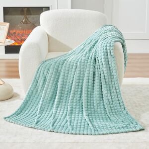 GC GAVENO CAVAILIA Luxury Sherpa Fleece Throw Fluffy Soft Blanket for Bed and Sofas, Extra Warm Cosy Sofa Throws for Bedroom, Easycare, Anti Allergic Double Bed Throw Blanket, (150x200 cm) Green GC GAVENO CAVAILIA Luxury Sherpa Fleece Throw Fluffy Soft Blanket for Bed and Sofas, Extra Warm Cosy Sofa Throws for Bedroom, Easycare, Anti Allergic Double Bed Throw Blanket, (150x200 cm) Green