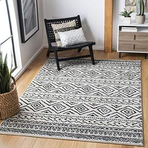 Safavieh Boho Chic Rug for Living Room, Dining Room, Bedroom Tulum Collection, Short Pile, in Ivory and Black, 122 X 183 cm Safavieh Boho Chic Rug for Living Room, Dining Room, Bedroom Tulum Collection, Short Pile, in Ivory and Black, 122 X 183 cm