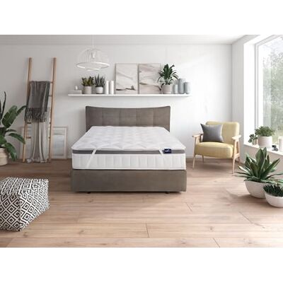 Traumnacht Mattress Protector - Microfiber, Easy Care Traumnacht Mattress Protector - Microfiber, Easy Care