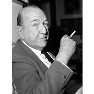 Artery8 Warren Portrait Entertainer Noel Coward Photo Large Wall Art Poster Print Thick Paper 18X24 Inch Artery8 Warren Portrait Entertainer Noel Coward Photo Large Wall Art Poster Print Thick Paper 18X24 Inch