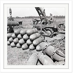 Fine Art Prints War WWII USA 500lb Dive Bomber Bombs Photo Square Wooden Framed Wall Art Print Picture 16X16 Inch Fine Art Prints War WWII USA 500lb Dive Bomber Bombs Photo Square Wooden Framed Wall Art Print Picture 16X16 Inch