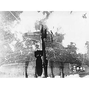Fine Art Prints War WWII USA USAF B-17 Bomber Damaged 1944 Photo Art Print Canvas Premium Wall Decor Poster Mural Fine Art Prints War WWII USA USAF B-17 Bomber Damaged 1944 Photo Art Print Canvas Premium Wall Decor Poster Mural