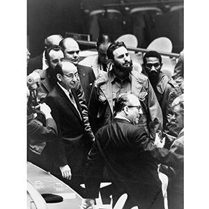 Wee Blue Coo Vintage B&W History Fidel Castro Art Print Poster Wall Decor 12X16 Inch Wee Blue Coo Vintage B&W History Fidel Castro Art Print Poster Wall Decor 12X16 Inch