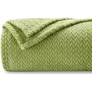 NEWCOSPLAY Super Soft Throw Blanket White Premium Silky Flannel Fleece Leaves Pattern Lightweight Bed Blanket All Season Use (Green, Throw(50"x60")) NEWCOSPLAY Super Soft Throw Blanket White Premium Silky Flannel Fleece Leaves Pattern Lightweight Bed Blanket All Season Use (Green, Throw(50"x60"))